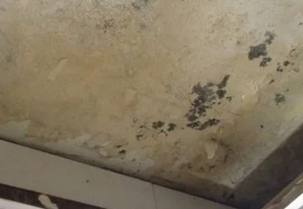 莱阳阳台漏水维修公司分享下莱阳卫生间渗水维修需要注意哪些问题。